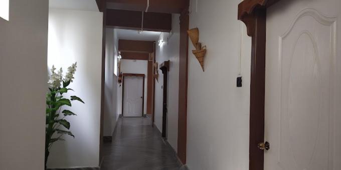 Hotel Holiday Hush Haven Shillong Esterno foto