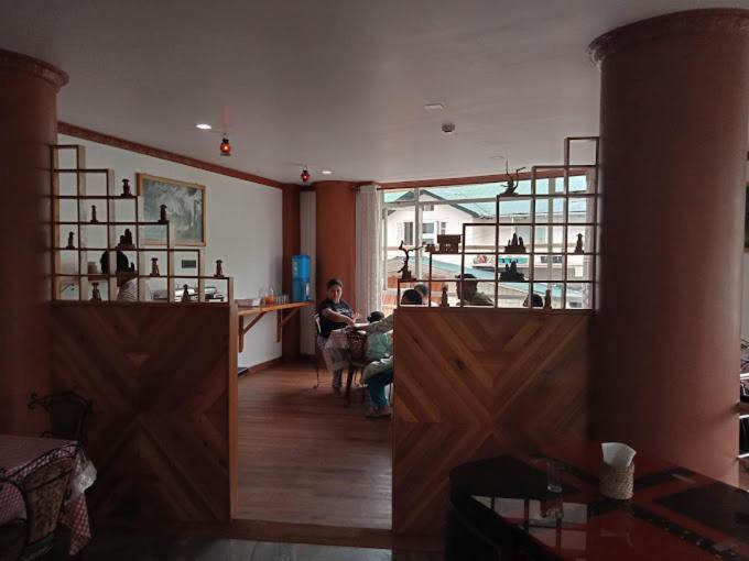 Hotel Holiday Hush Haven Shillong Esterno foto