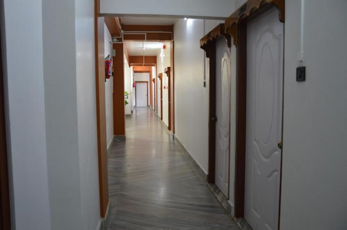 Hotel Holiday Hush Haven Shillong Esterno foto