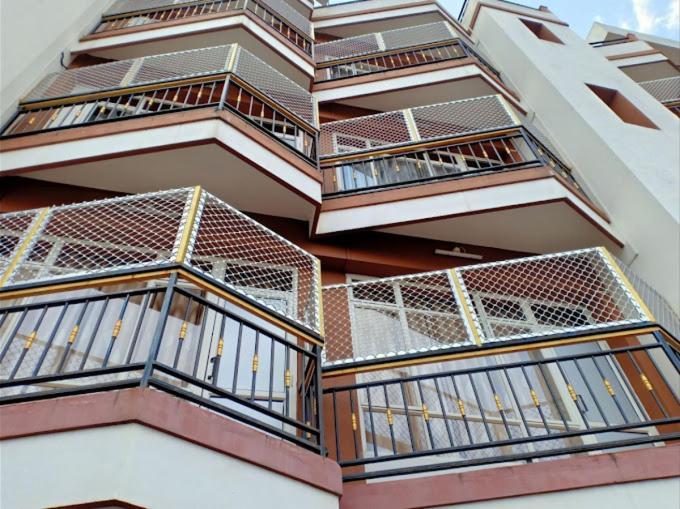 Hotel Holiday Hush Haven Shillong Esterno foto